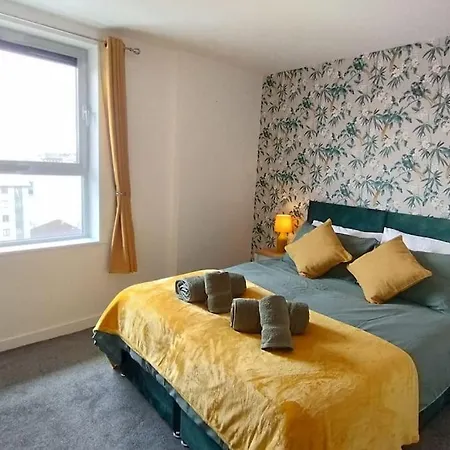 The Green Top Flat With Parking Included Amazing Views And Perfect Location Plymouth Exterior photo