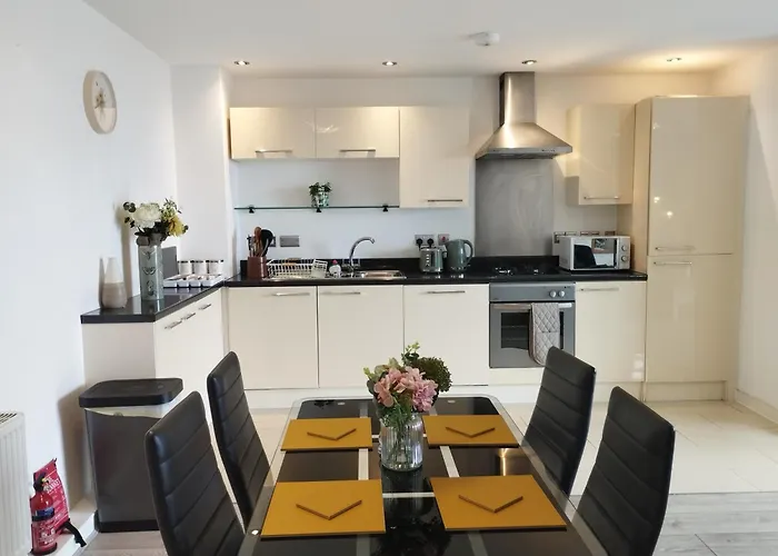 The Green Top Flat With Parking Included Amazing Views And Perfect Location